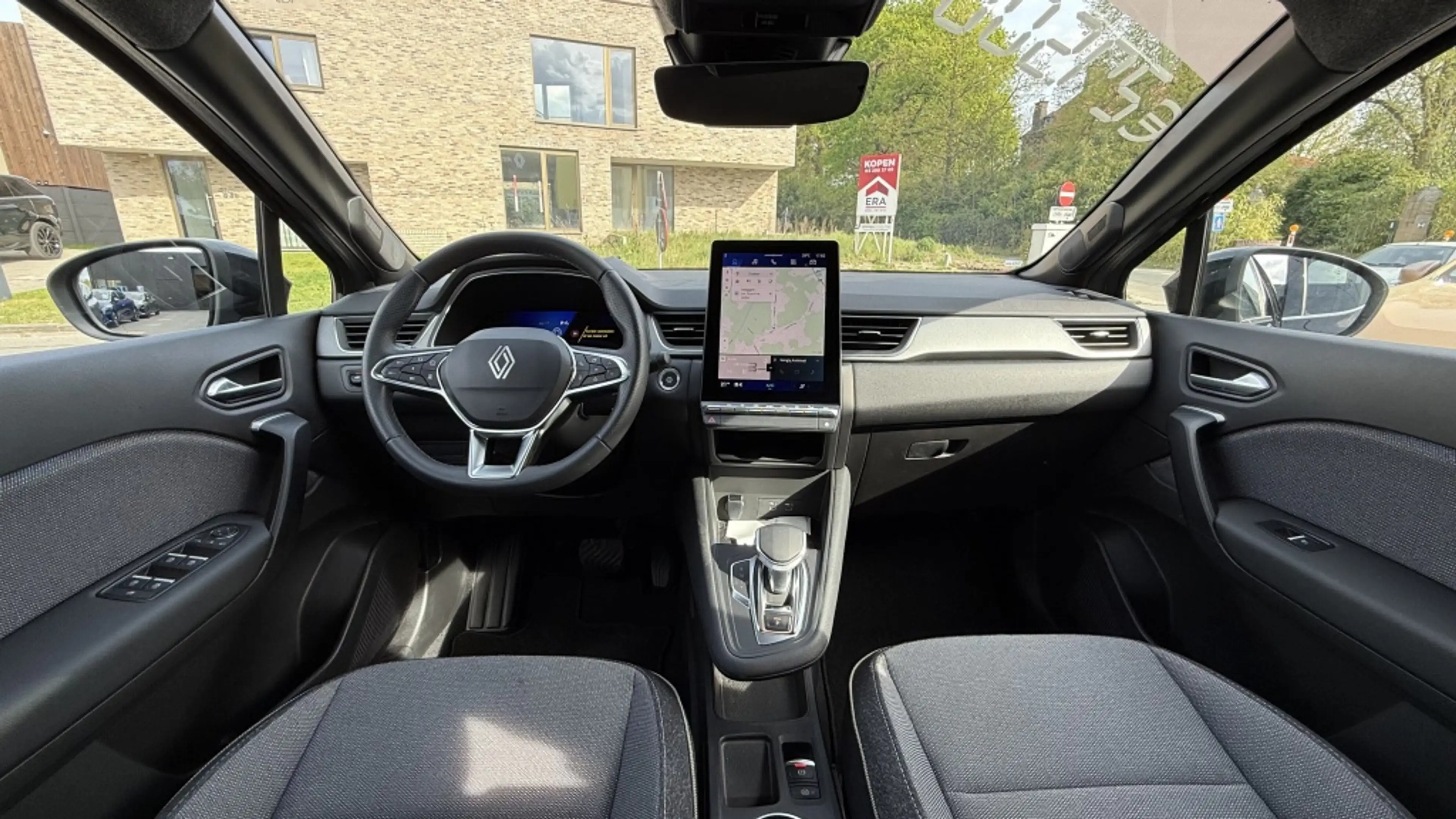 Renault Symbioz 145 E-Tech Full Hybrid Techno — photo 10