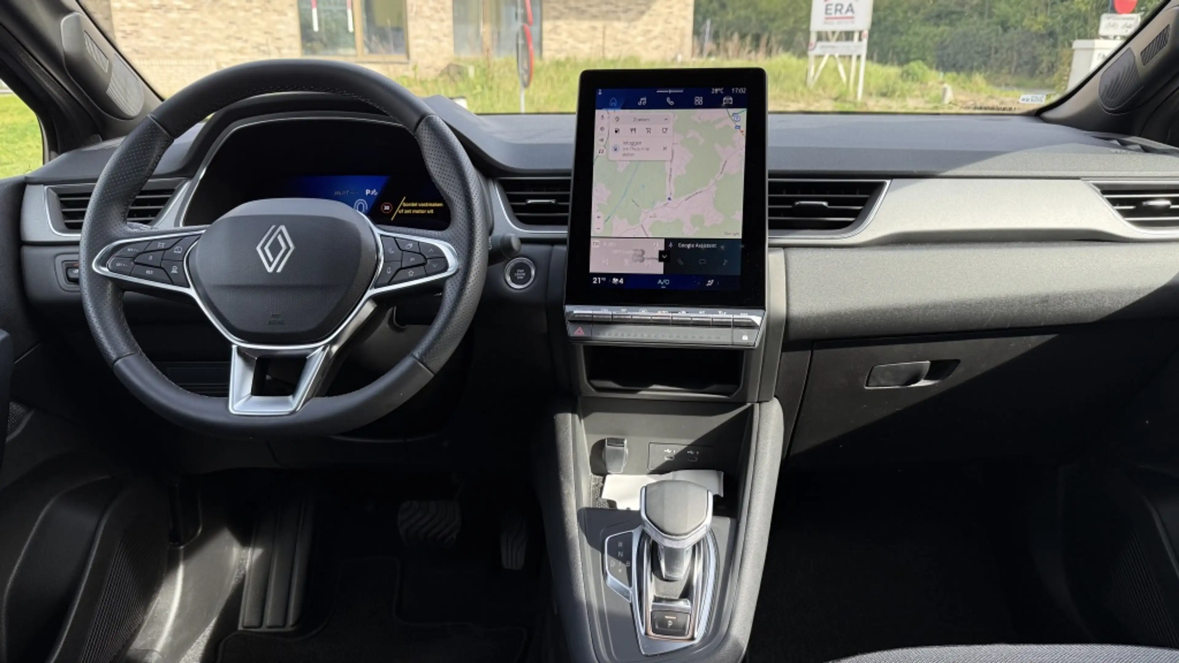 Renault Symbioz 145 E-Tech Full Hybrid Techno — photo 9