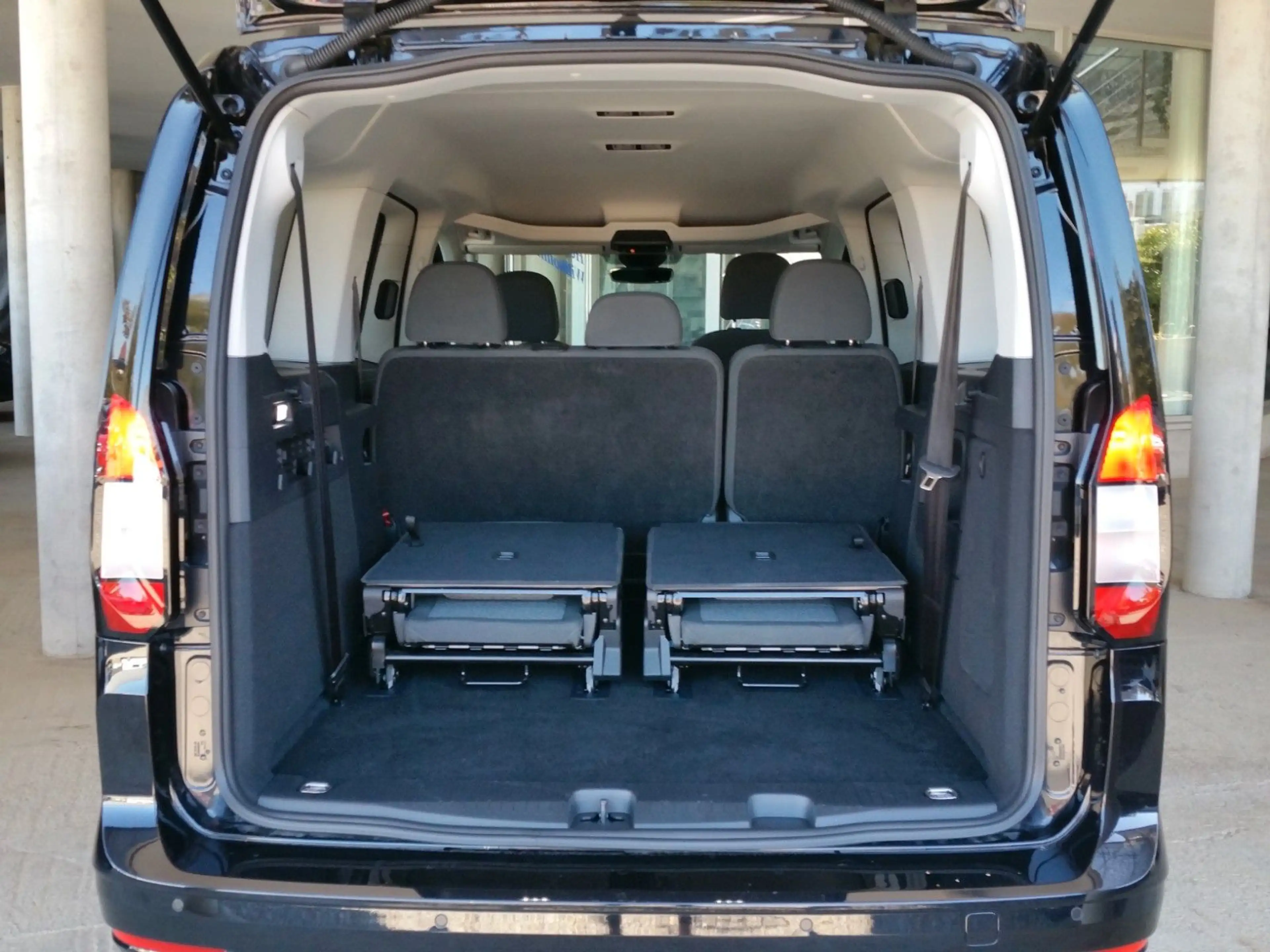 Ford Tourneo Connect Grand Tourneo Connect Titanium Navi Kamera 7-Sit — photo 13