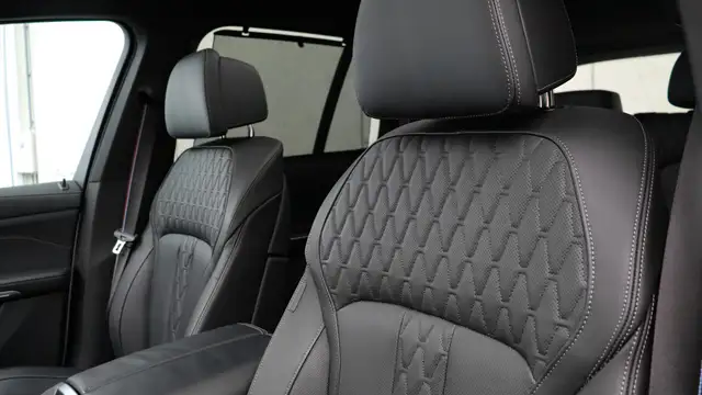 BMW X5 view 12