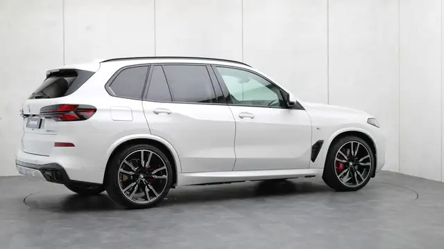BMW X5 view 30