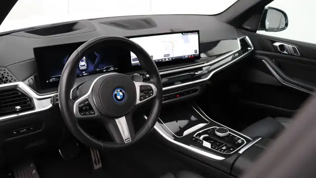 BMW X5 view 7