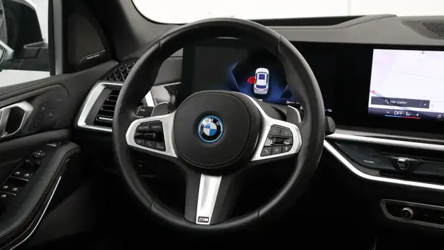 BMW X5 view 24