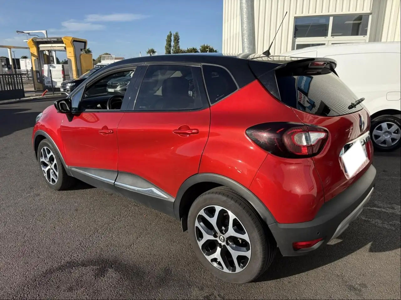 Renault Captur — photo 4