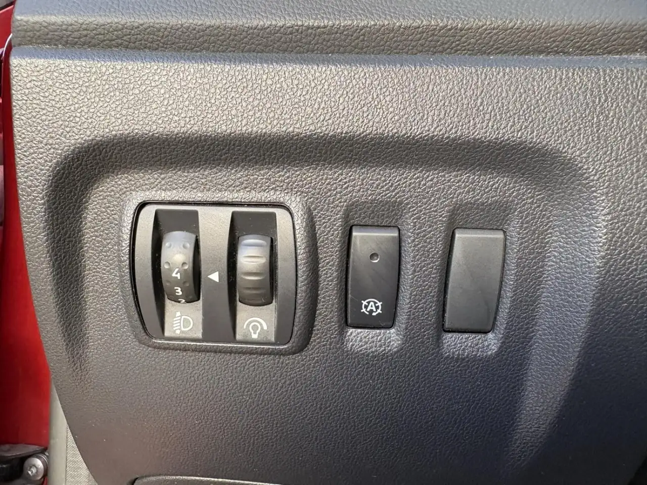 Renault Captur — photo 15