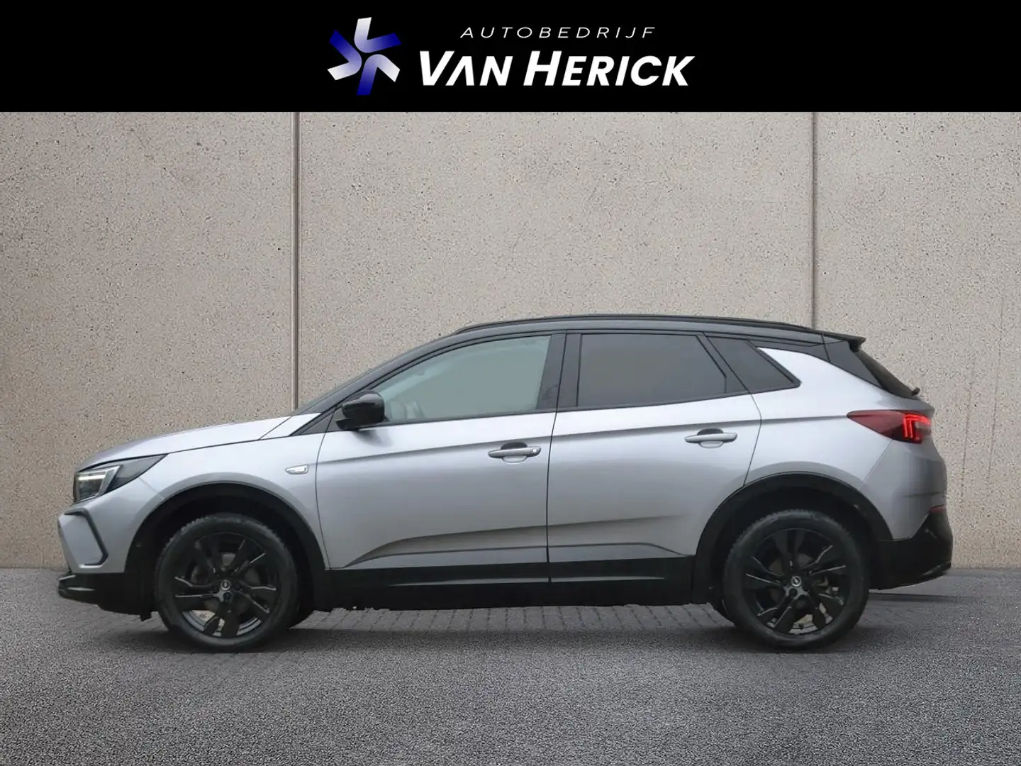 Opel Grandland 1.2 Turbo GS Line 130PK Automaat | Navigatie | Ach Grijs - 2