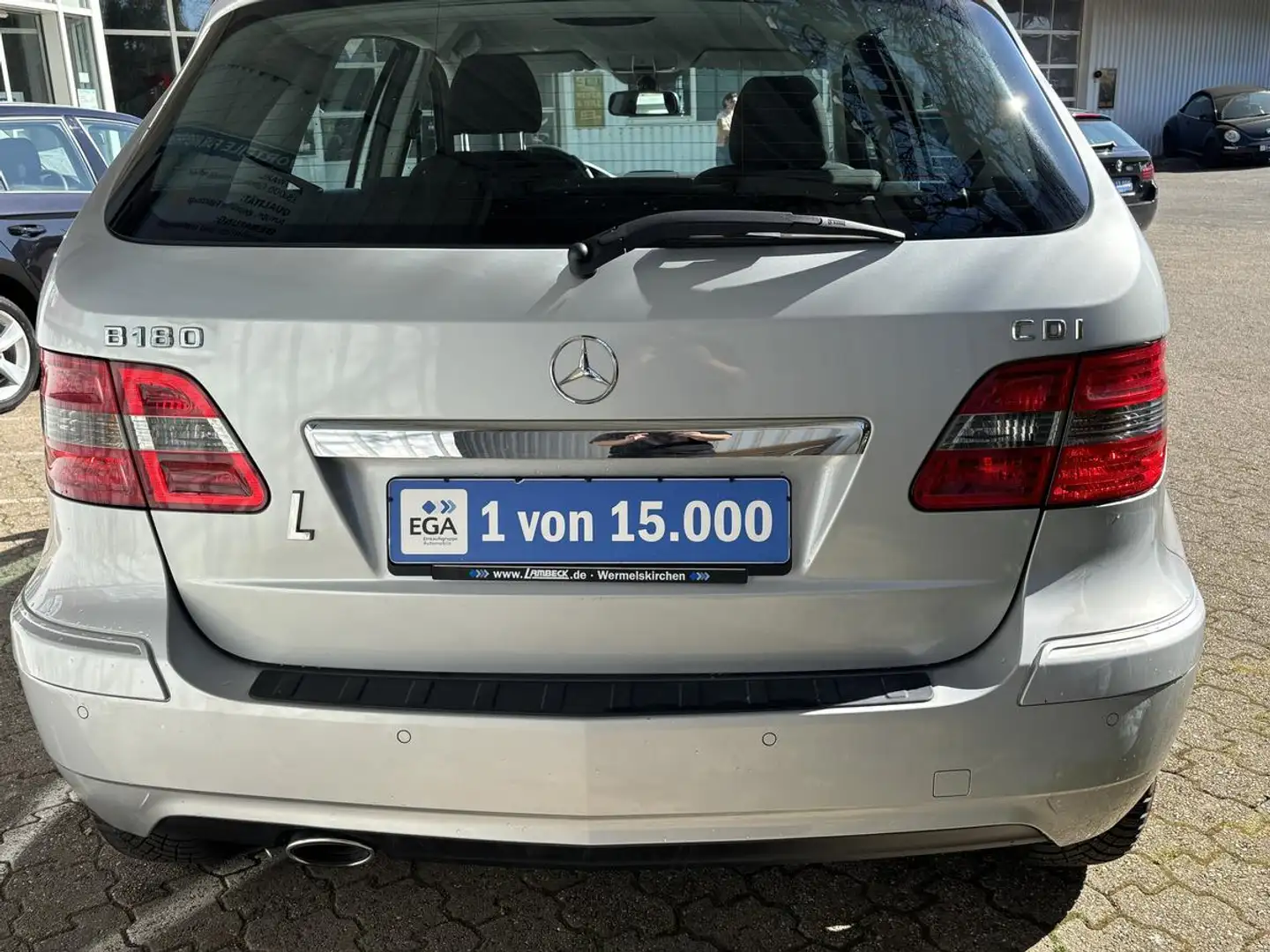 Mercedes-Benz B 180 CDI*AUTOMATIK*2 HD*NAVI APS50*SITZHEIZUNG*PTS Silber - 2