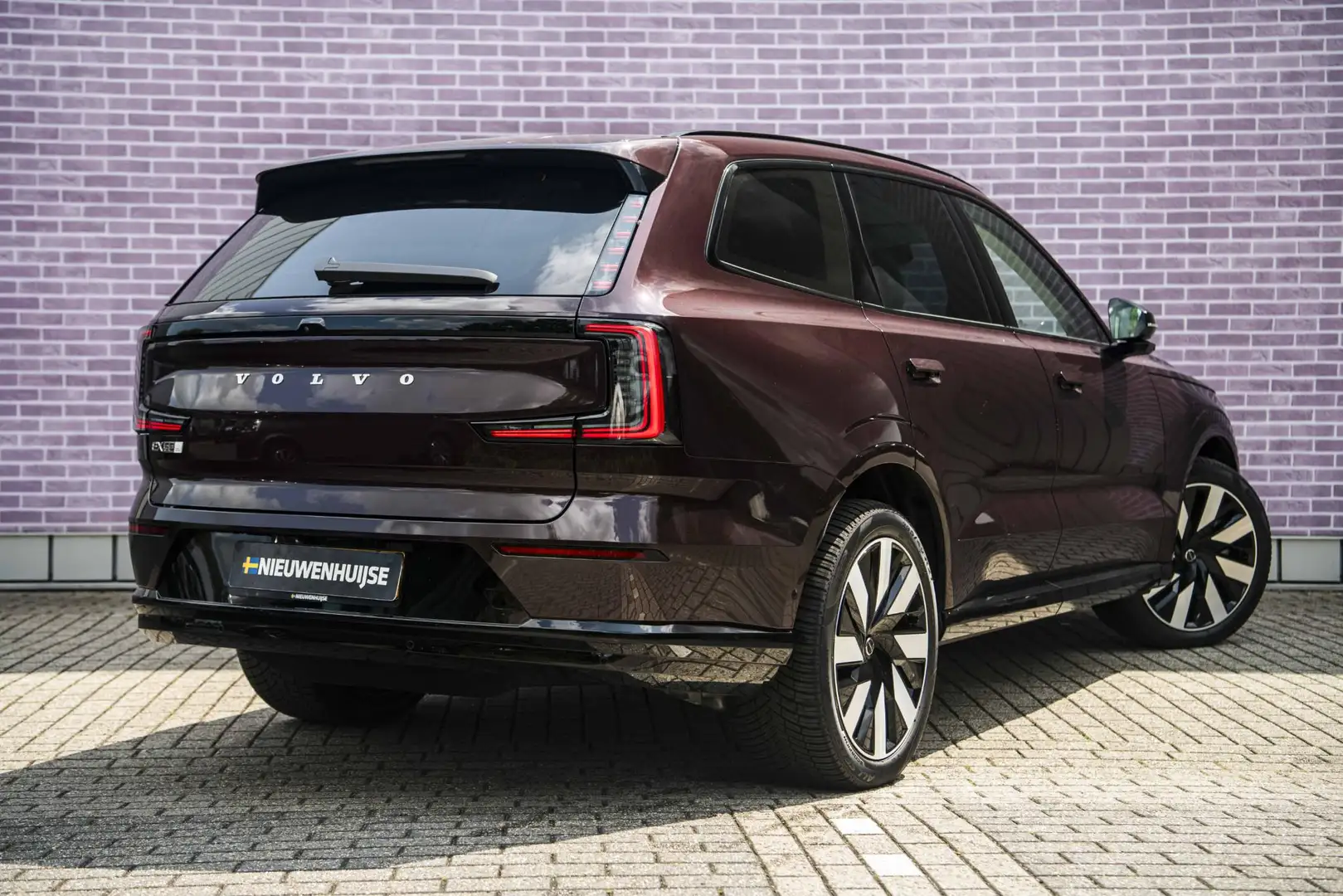 Volvo EX90 Twin Motor Performance Ultra 7p. 111 kWh | Climate Bruin - 2
