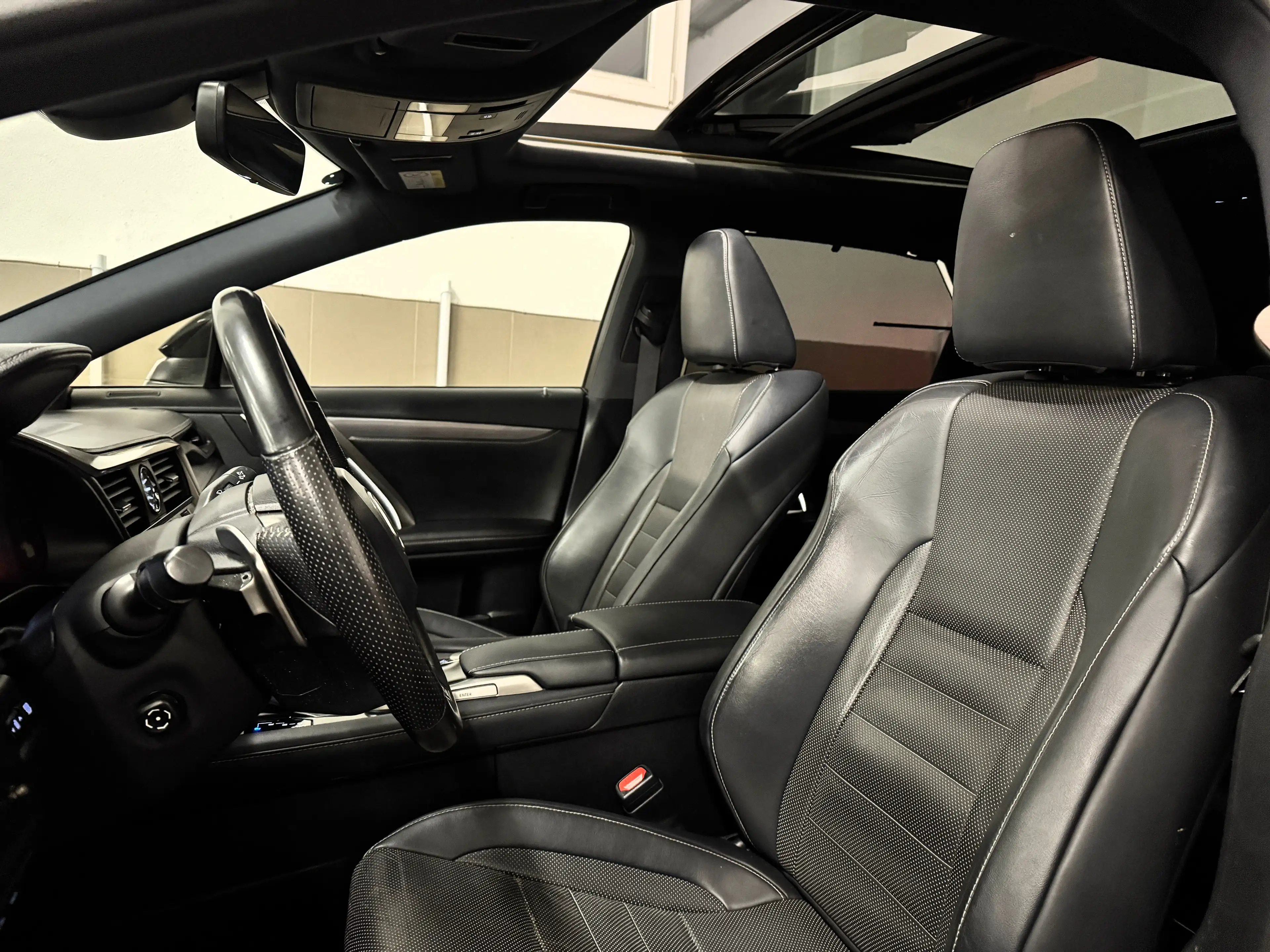Lexus RX 450h 450h AWD F-Sport/Pano/Sitzbelüftung/LED/VOLL — photo 15