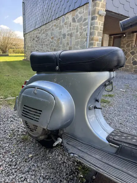Vespa Primavera 125 - foto 4