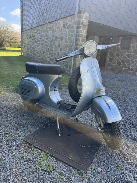 Vespa Primavera 125 - foto 3