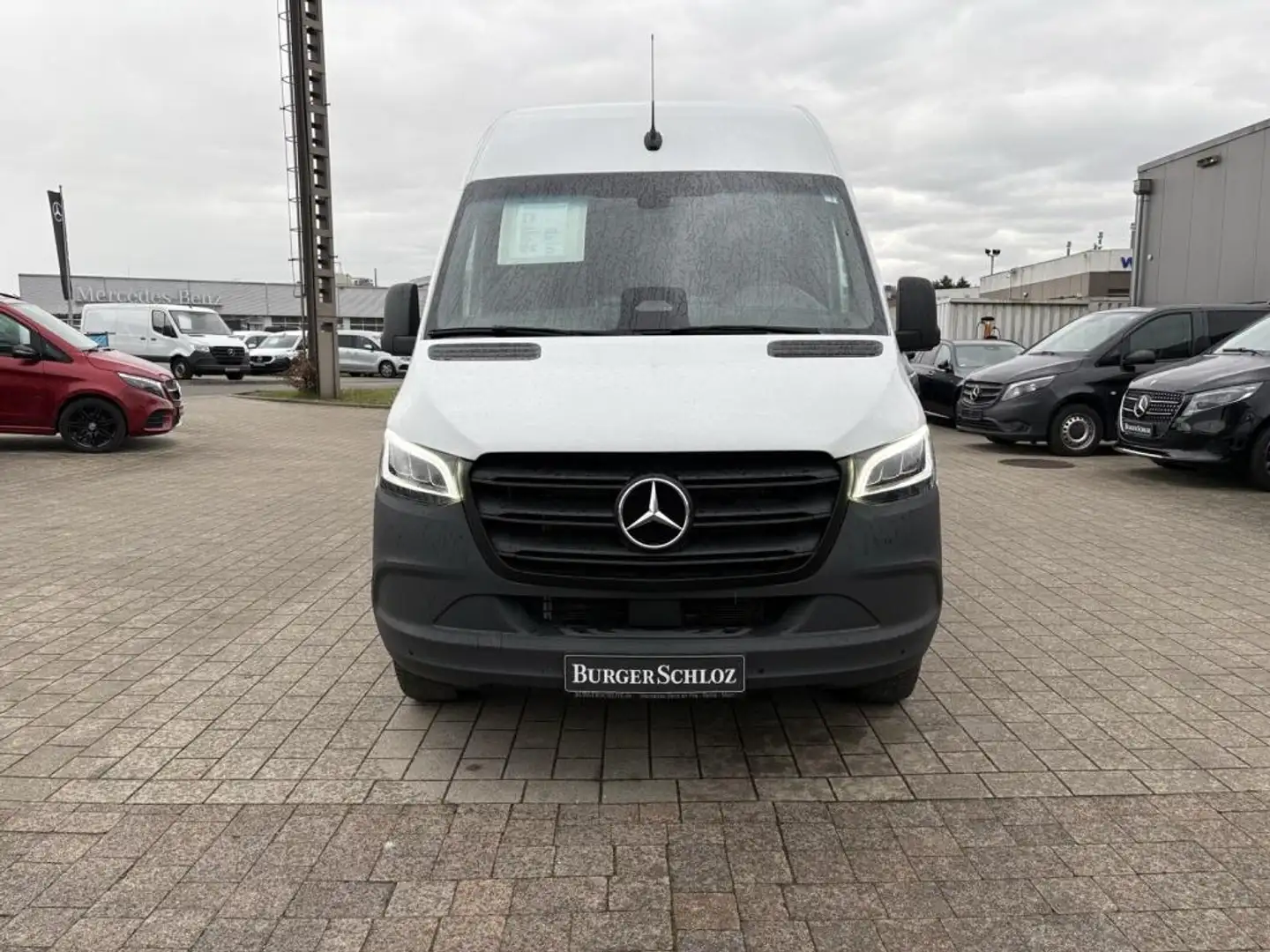 Mercedes-Benz Sprinter 317 CDI KA MAXI 3-Sitze NAVI Klima LED Blanco - 2