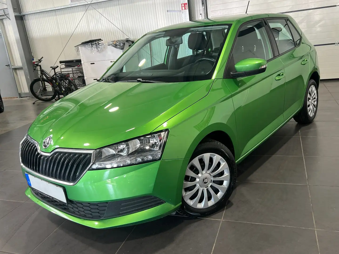 Skoda Fabia 1.0 **5-Türig*Klima*DAB*Bluetooth** Grün - 1