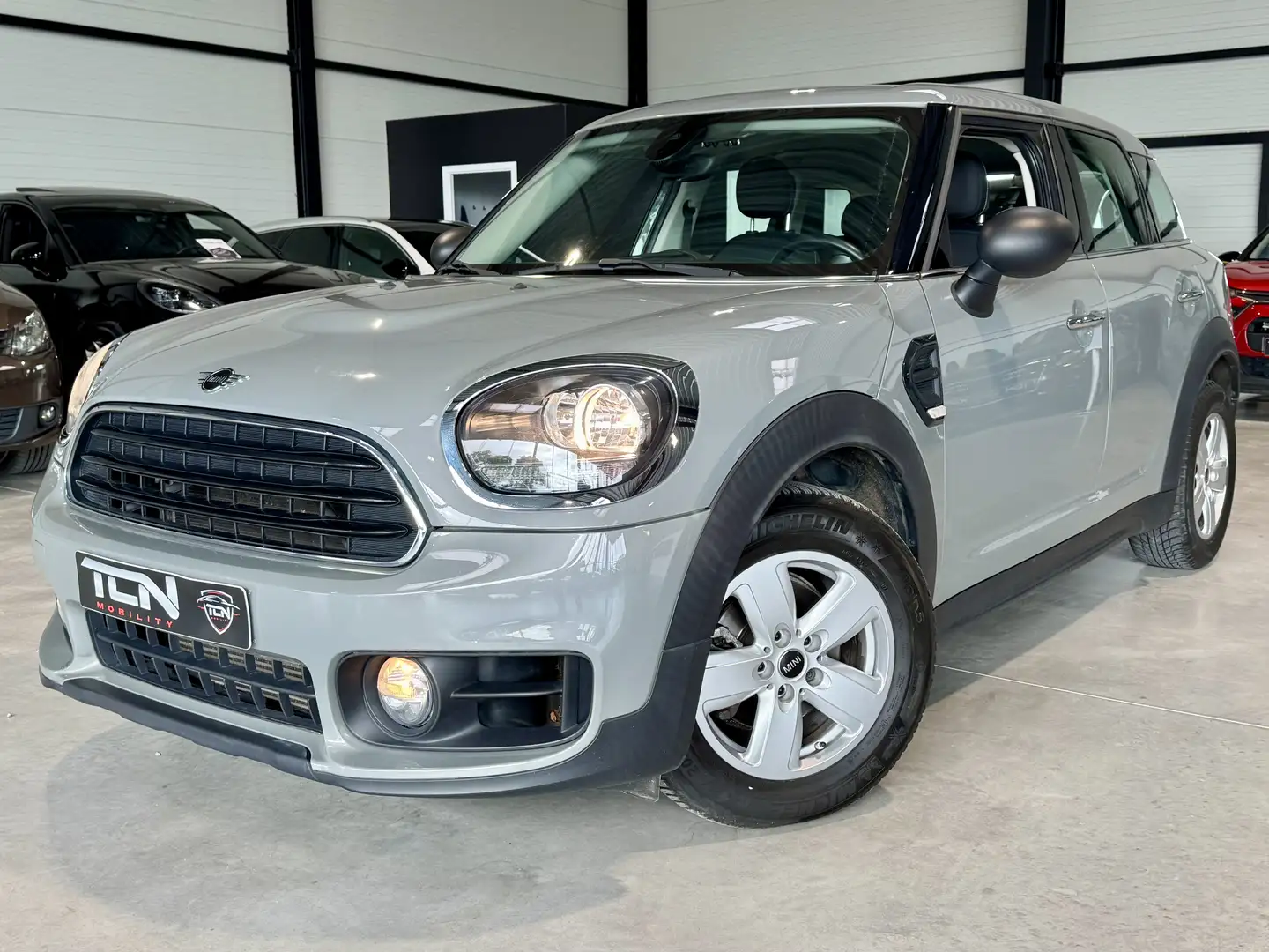 MINI One Countryman ✅ 1.5 OPF - navigation - 86.000km ✅ Gris - 1