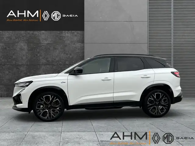 Renault Austral view 5