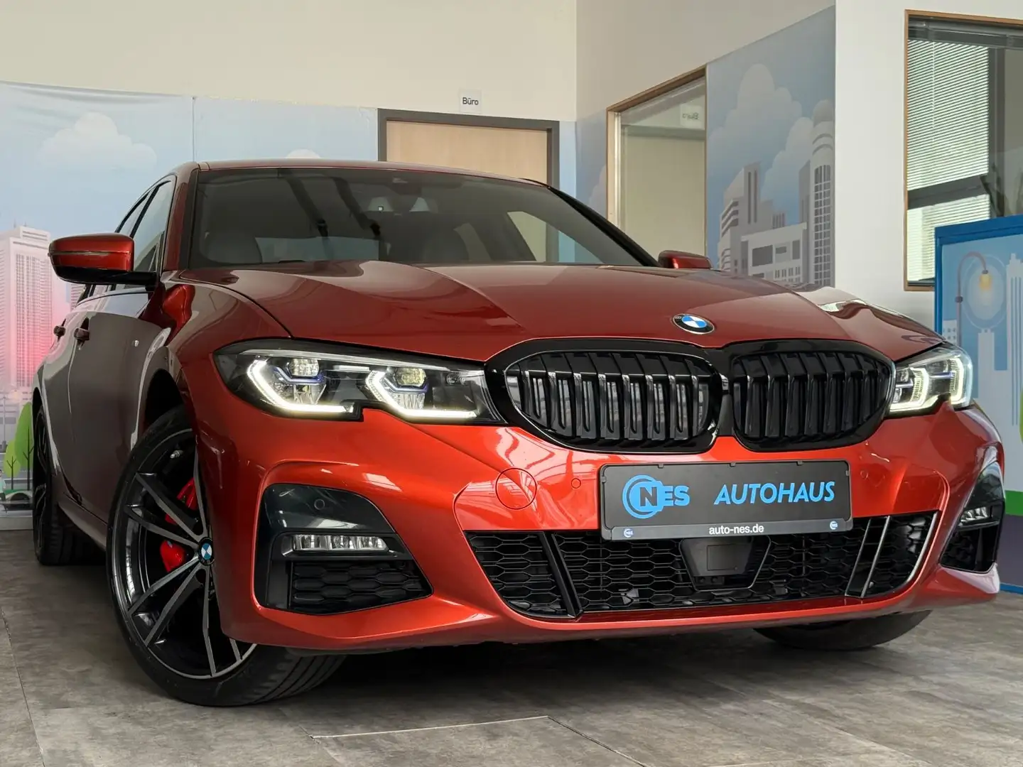 BMW 330 e ACC*M SPORT*LASER*KAM*HUD*MEMORY*KEY*19' Orange - 2