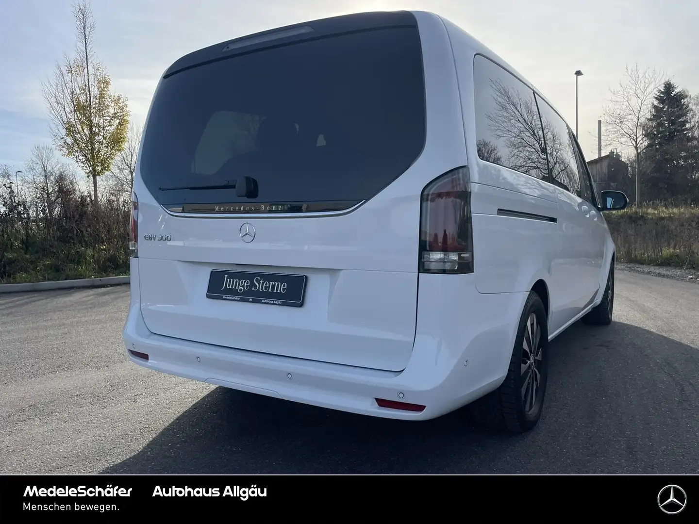 Mercedes-Benz EQV 300 EQV 300 Lang FACELIFT LEDER TISCH CARPLAY LED Weiß - 2