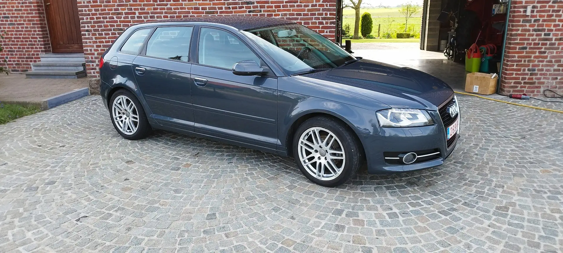 Audi A3 1.6 TDIe 105 DPF Attraction - 2