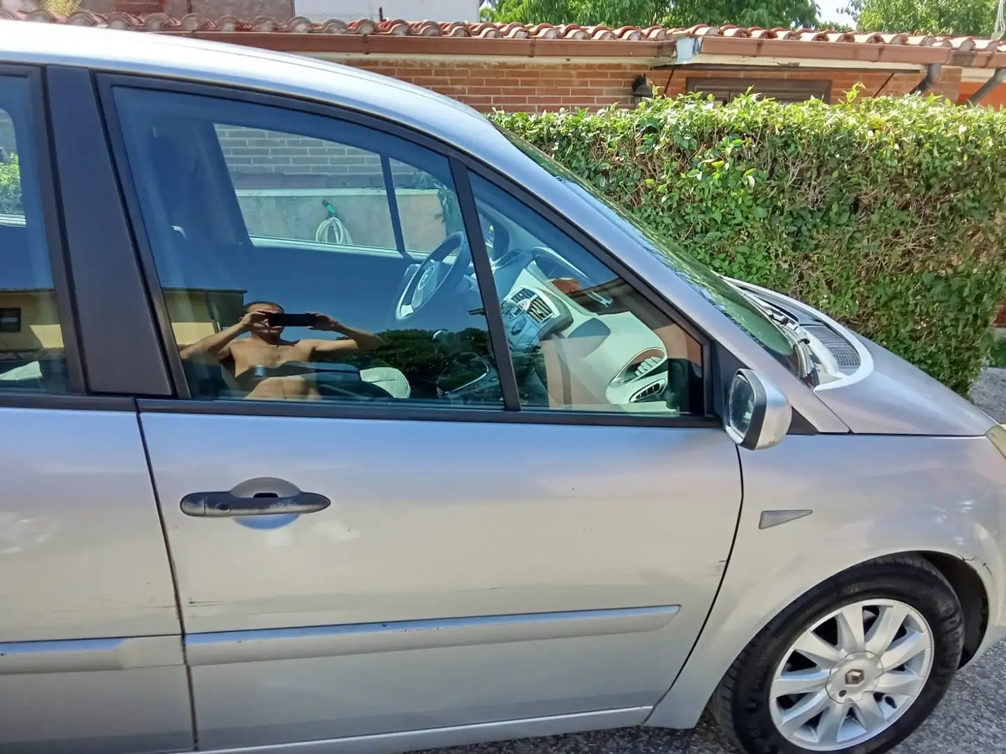 Renault Scenic 1.9 dci Dynamique - 1