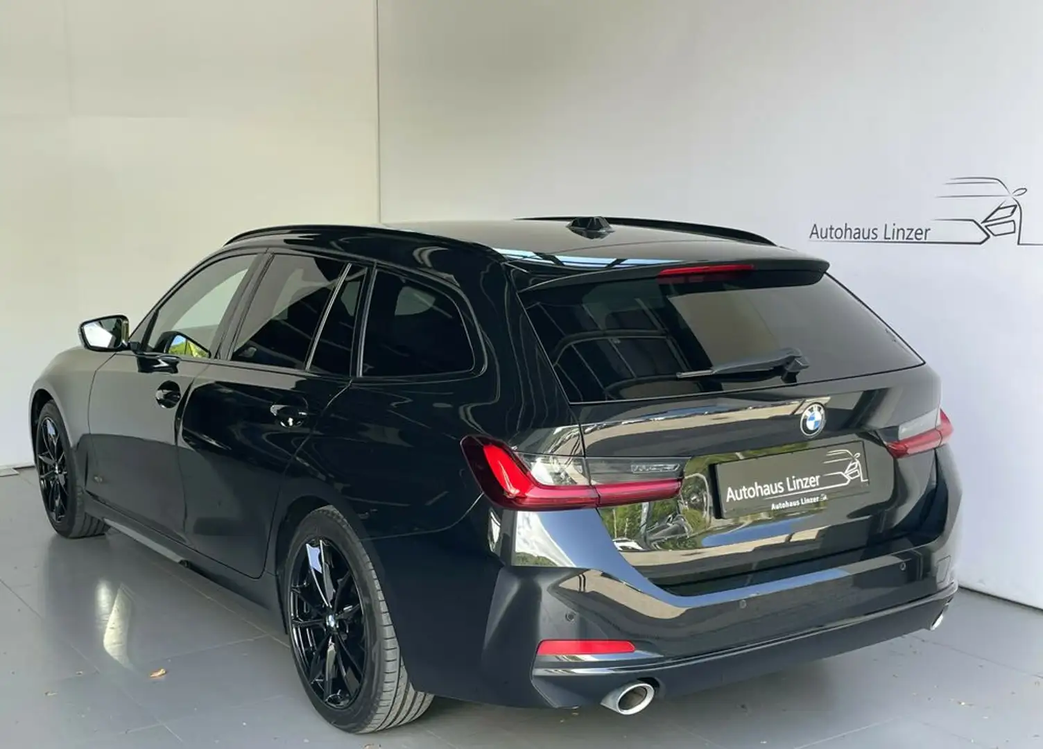 BMW 318 d *LED*StHz*ACC*HarmanK*KeyGo*Sportsitze*LEDER* Schwarz - 2