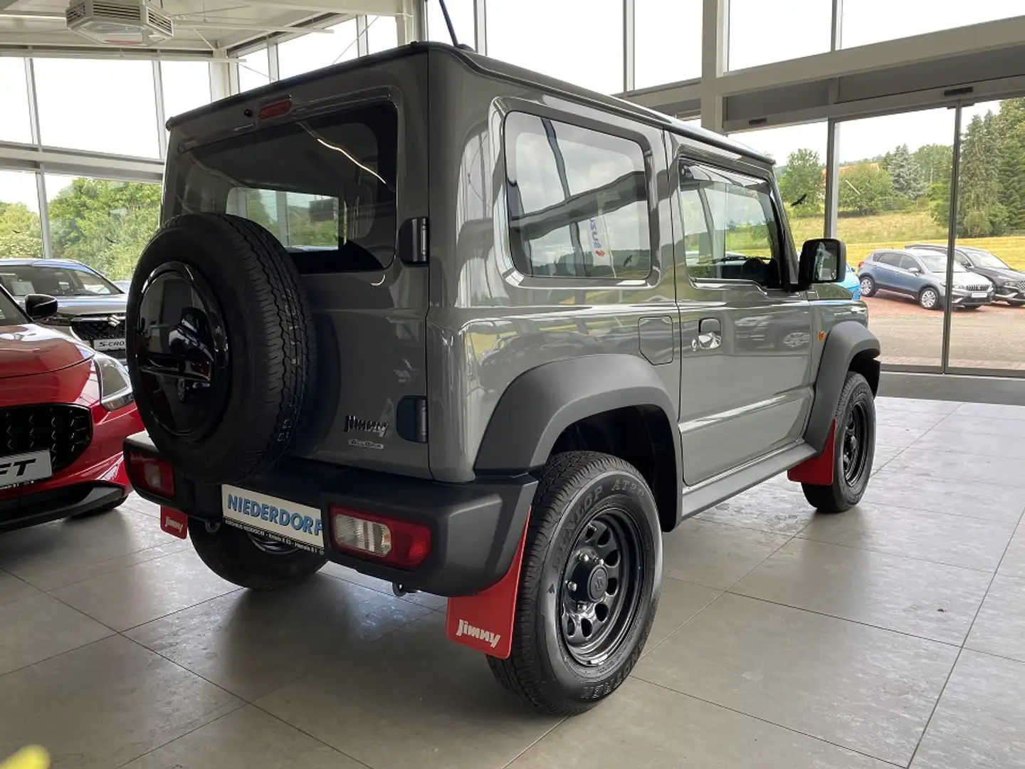 Suzuki Jimny 1.5 NFZ Comfort Allgrip Grau - 2