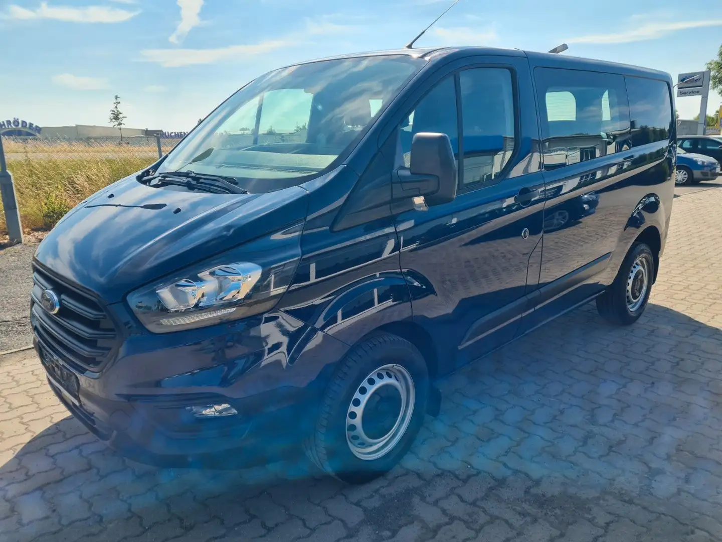 Ford Transit Custom DoKa 320 L1H1 ( Mixto) 6Sitze Blau - 2