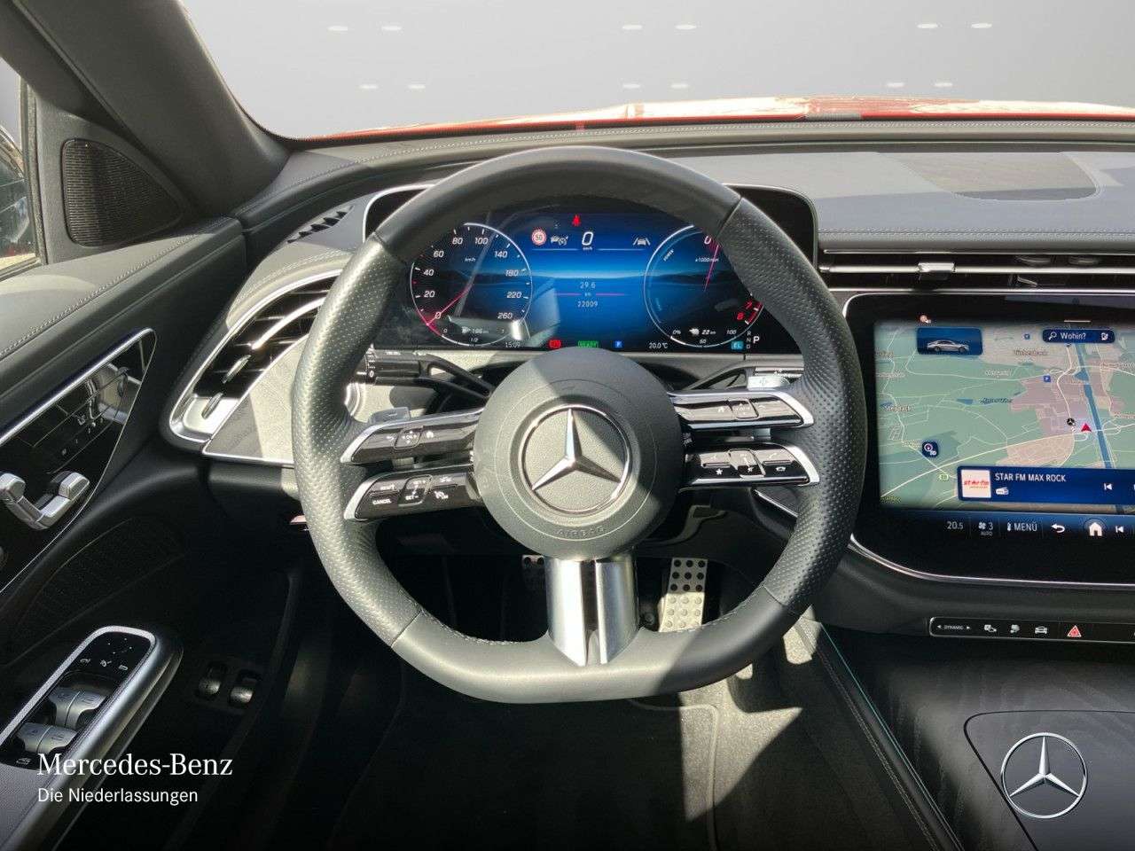 Mercedes-Benz E 300