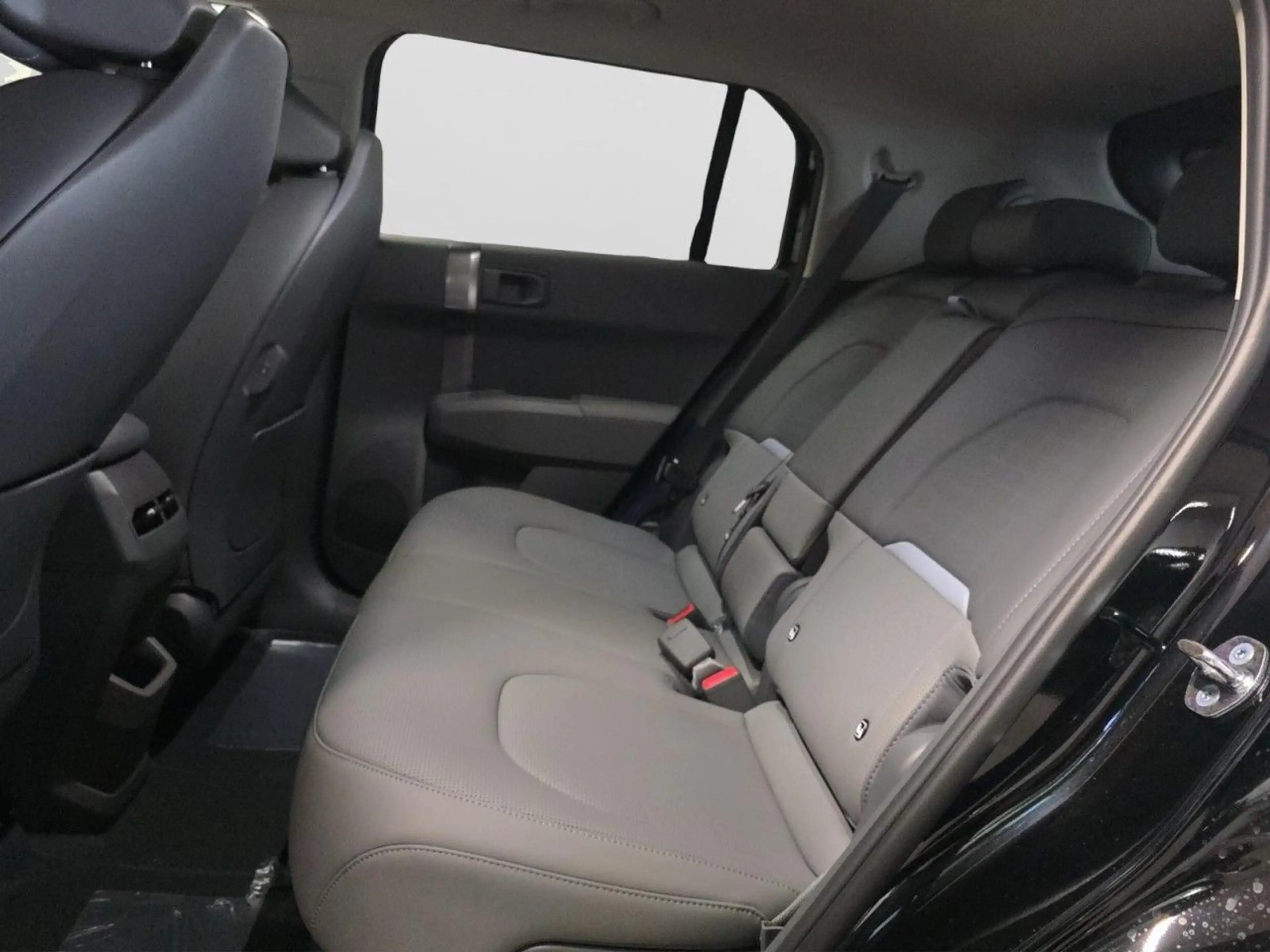 Kia EV3 150 kW Earth — photo 15
