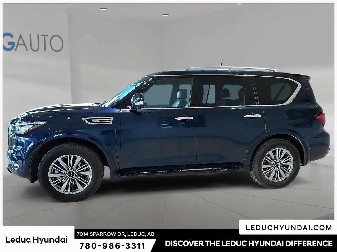 Infiniti QX80 снимка Infiniti QX80