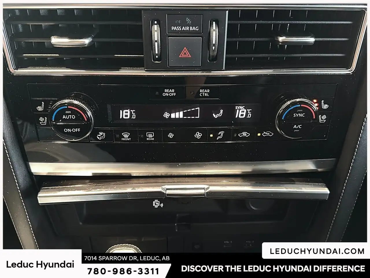 Infiniti QX80 снимка Infiniti QX80
