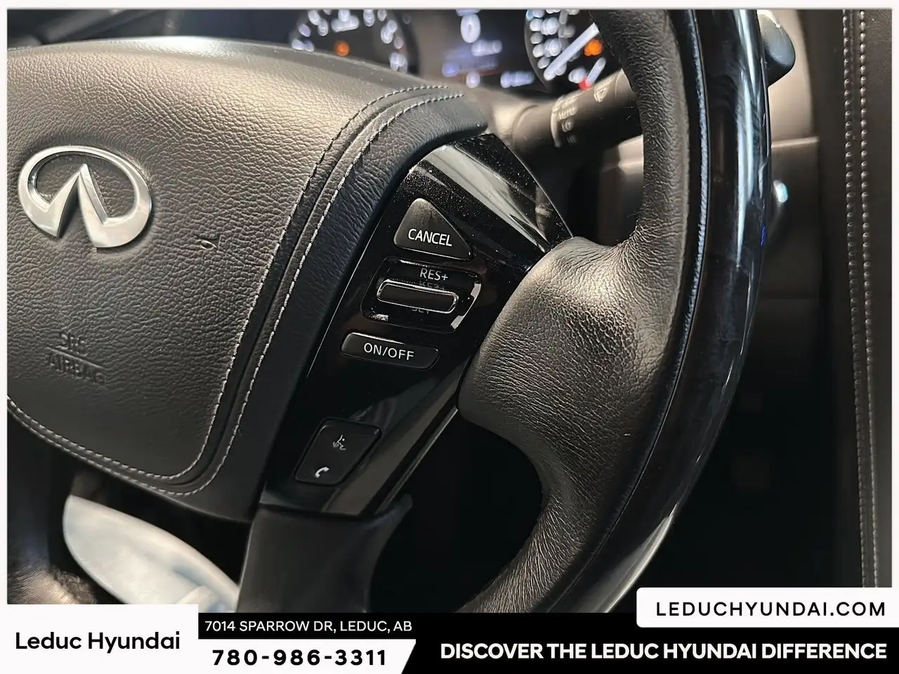 Infiniti QX80 снимка Infiniti QX80