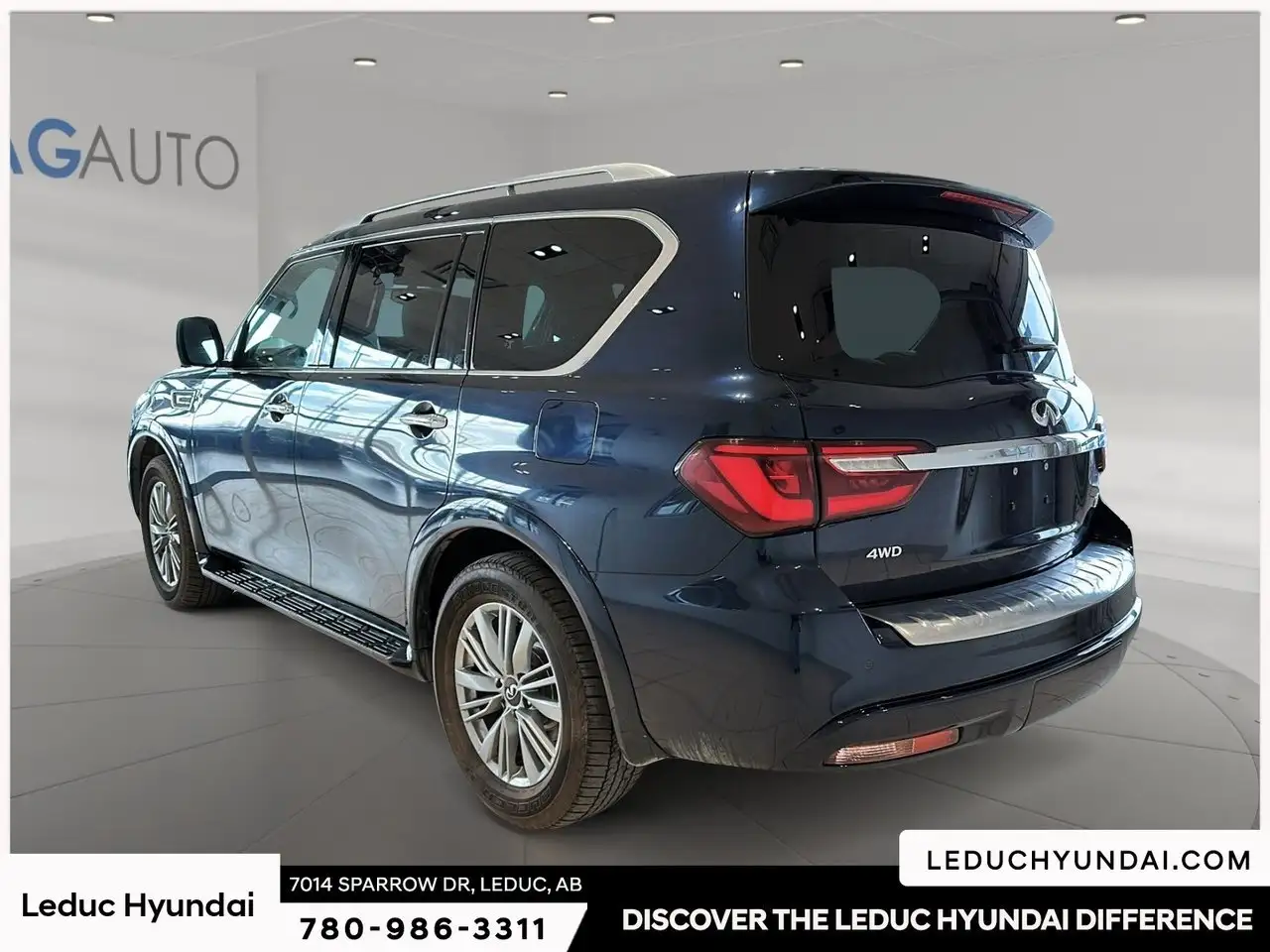 Infiniti QX80 снимка Infiniti QX80