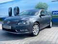 Volkswagen Passat Lim. BMT*1.HAND*AUTOM*ERST 55TKM*RENTNERF Grau - thumbnail 1