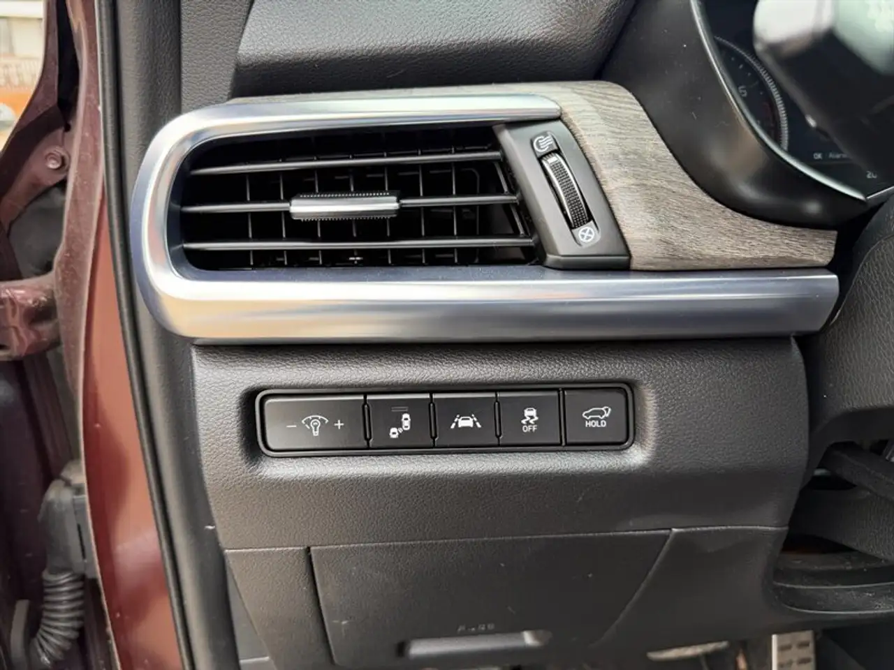 Kia Telluride снимка Kia Telluride
