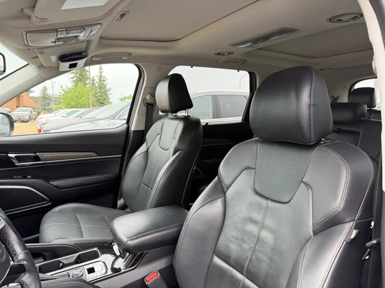 Kia Telluride снимка Kia Telluride