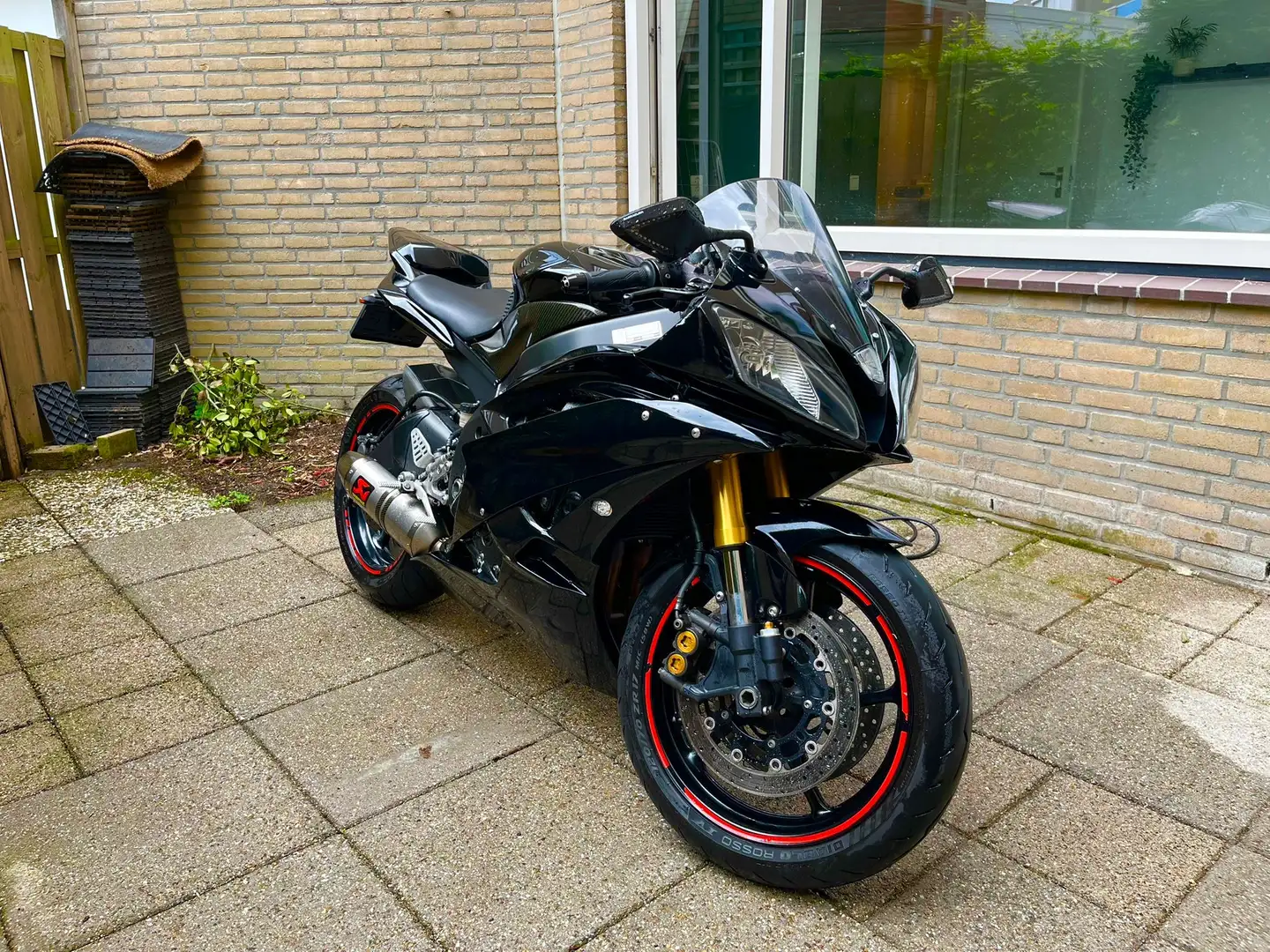 Yamaha YZF-R6 Yamaha YZF-R6 - Quickshifter, akrapovic - 1