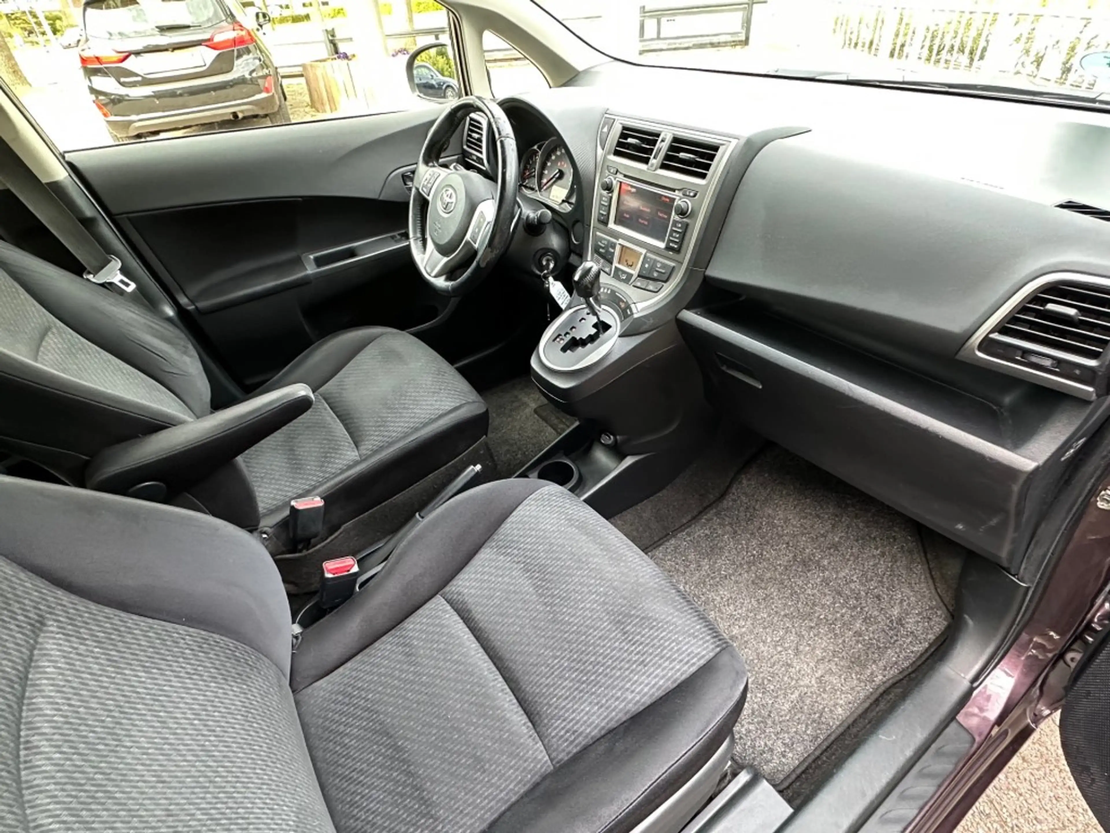 Toyota Verso-S 1.3 VVT-I Aspiration Automaat Airco Camera Telefoo — photo 10