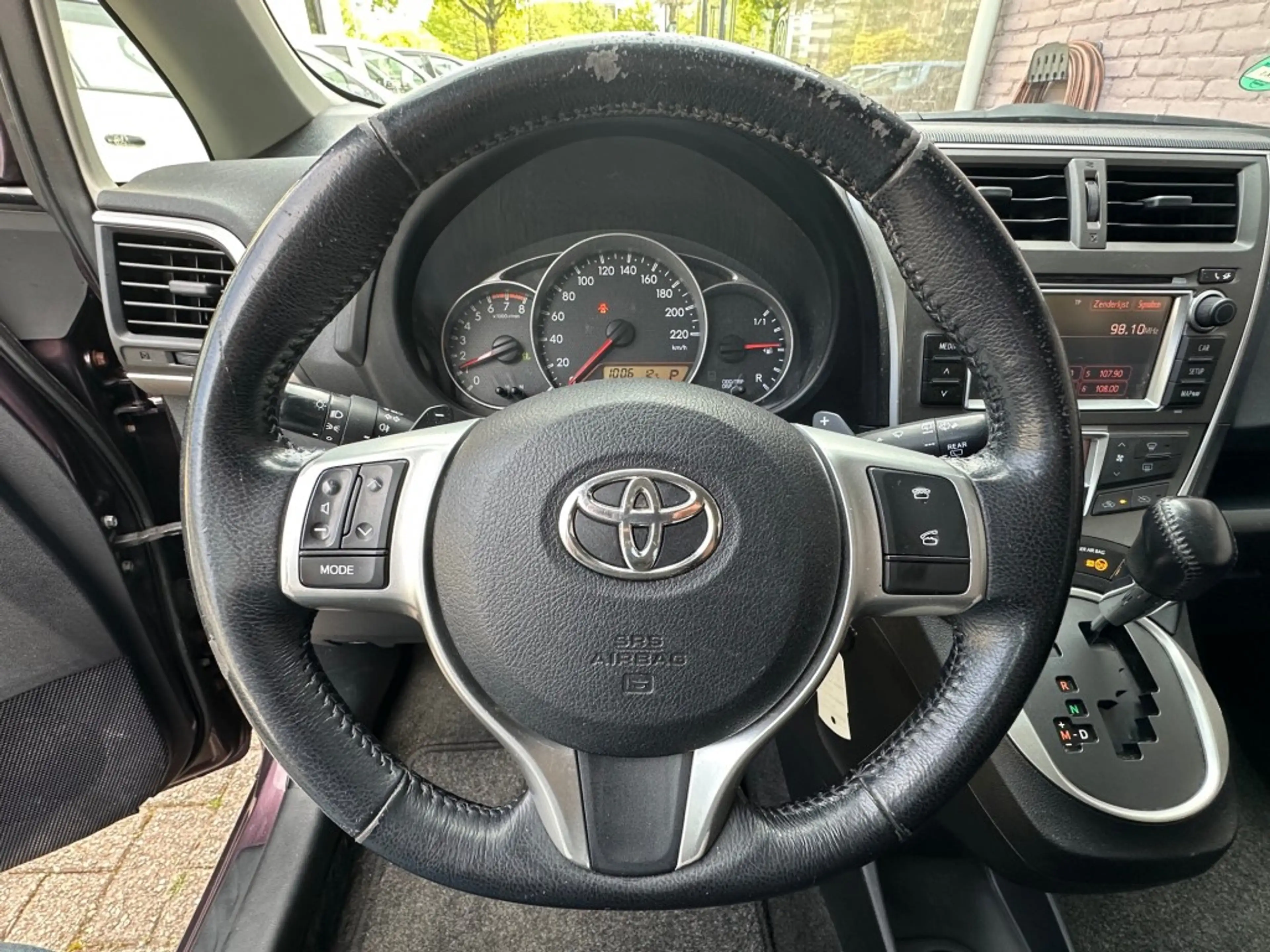 Toyota Verso-S 1.3 VVT-I Aspiration Automaat Airco Camera Telefoo — photo 13