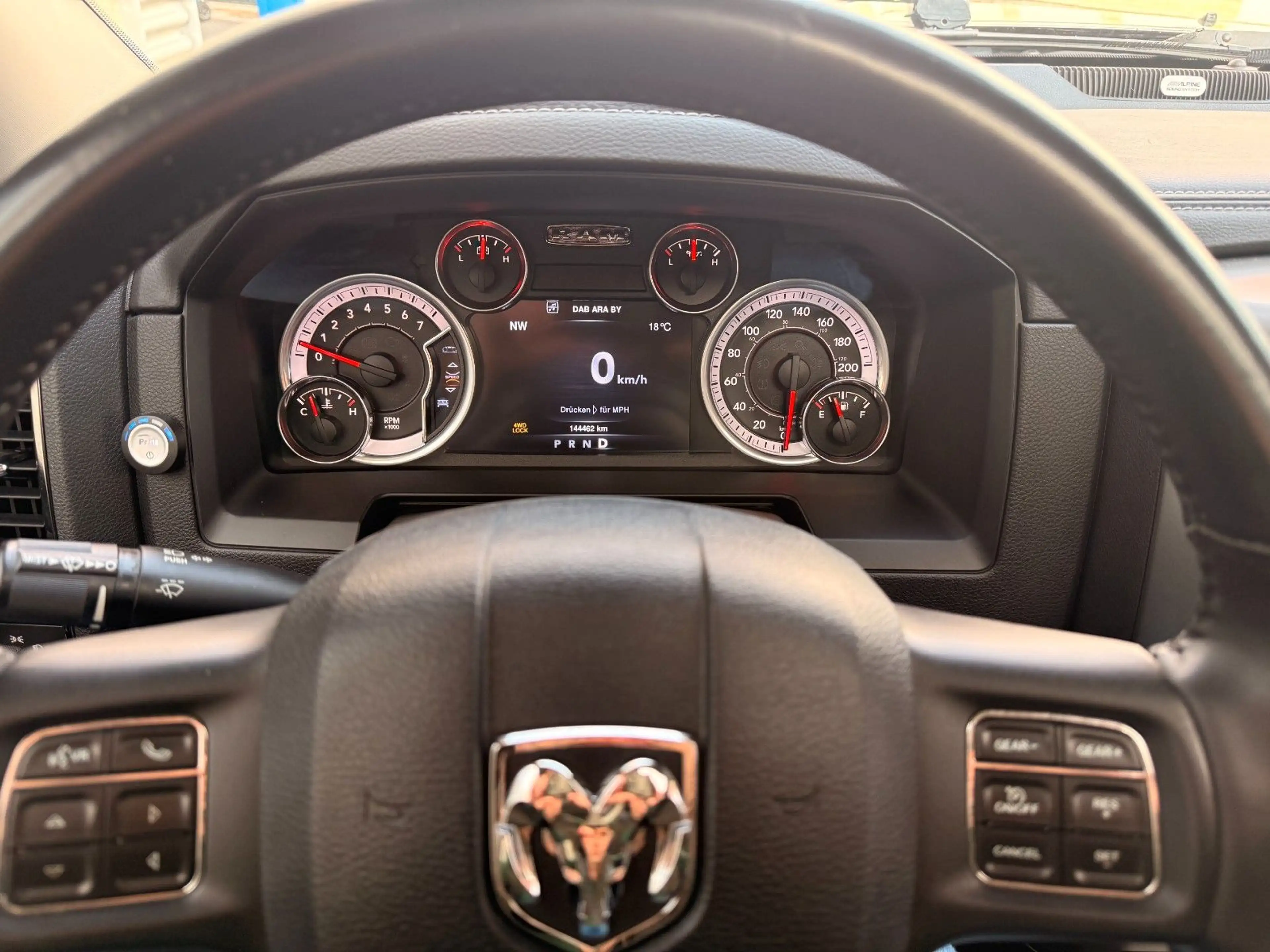 Dodge RAM 1500 Sport CrewCab / LPG-AutoGas & AT-Motor — photo 14