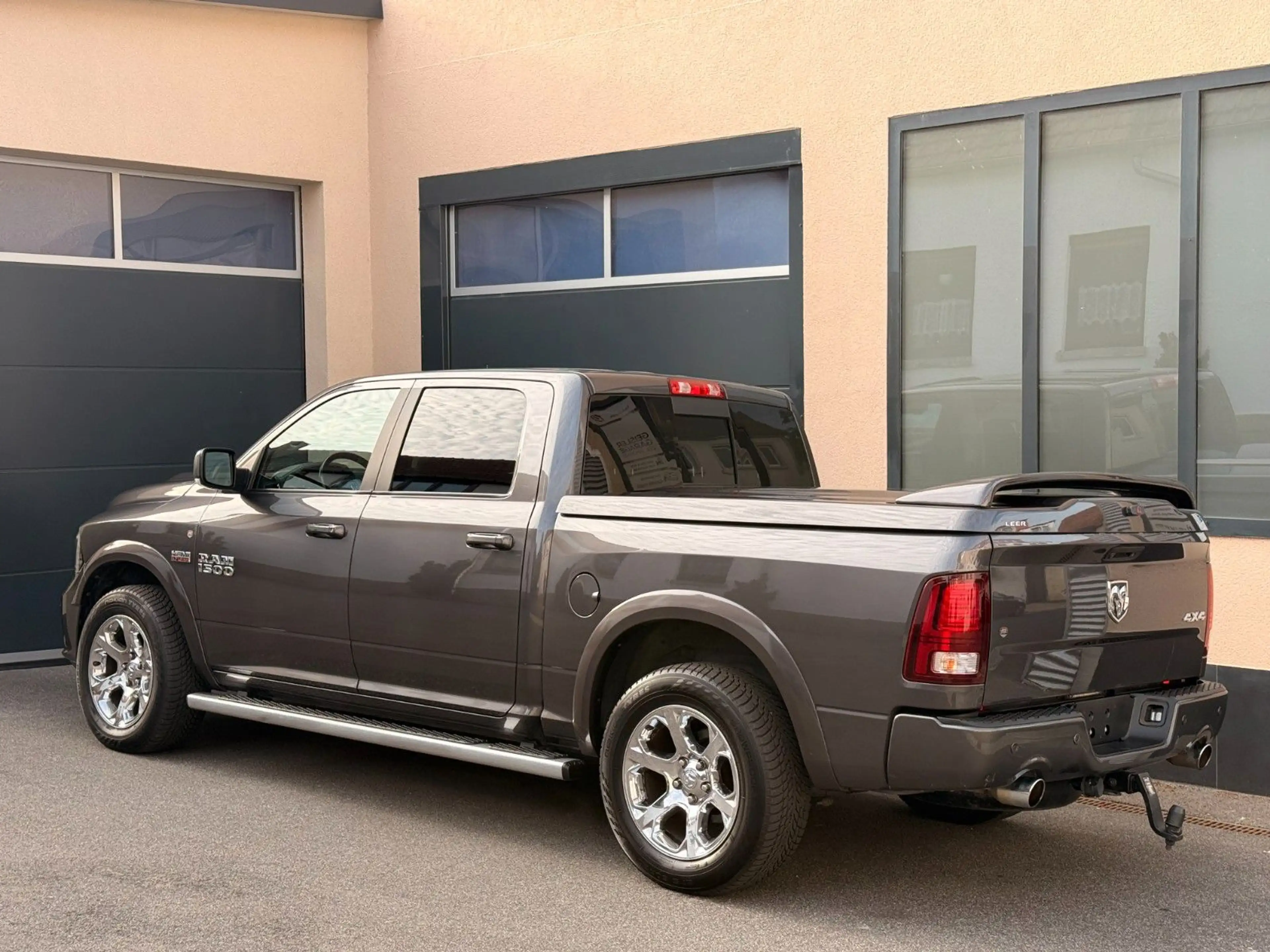 Dodge RAM 1500 Sport CrewCab / LPG-AutoGas & AT-Motor — photo 5