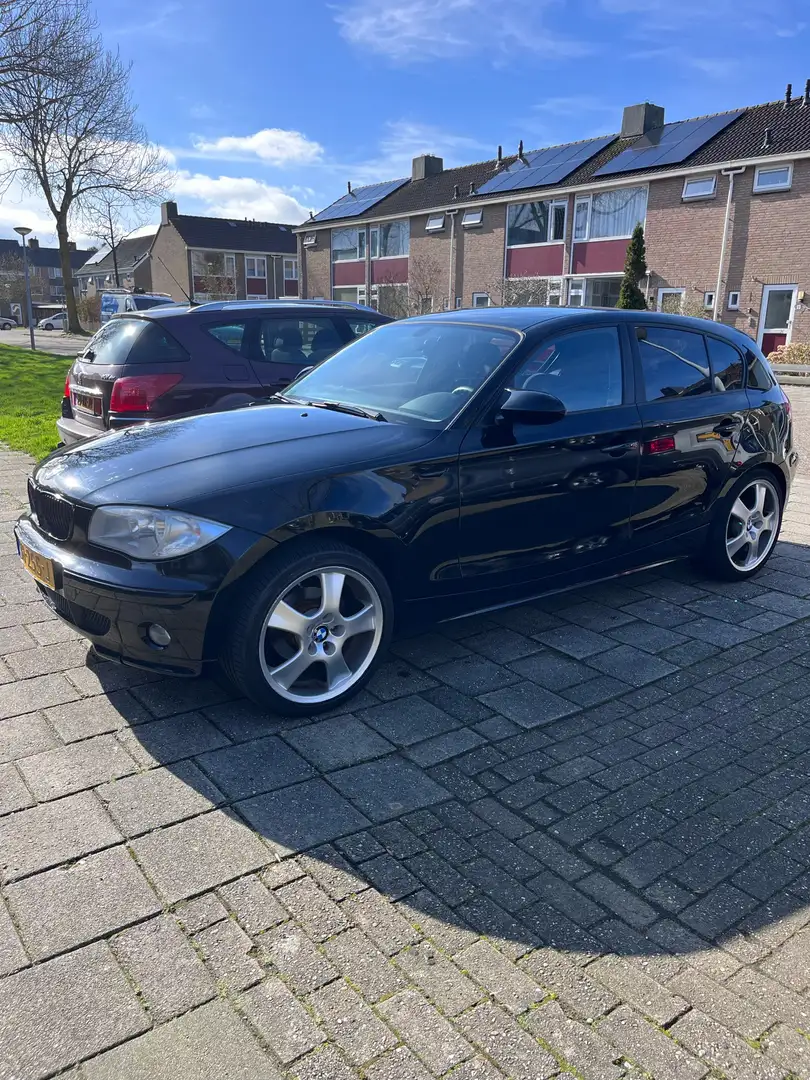 BMW 116 116i Zwart - 1