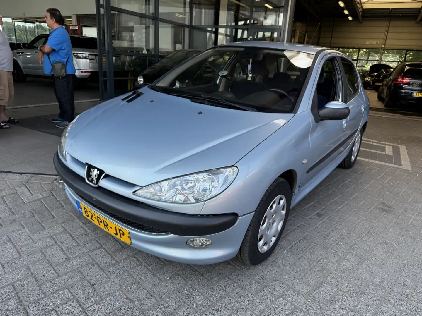 Peugeot 206 1.6-16V Gentry Gris - 2