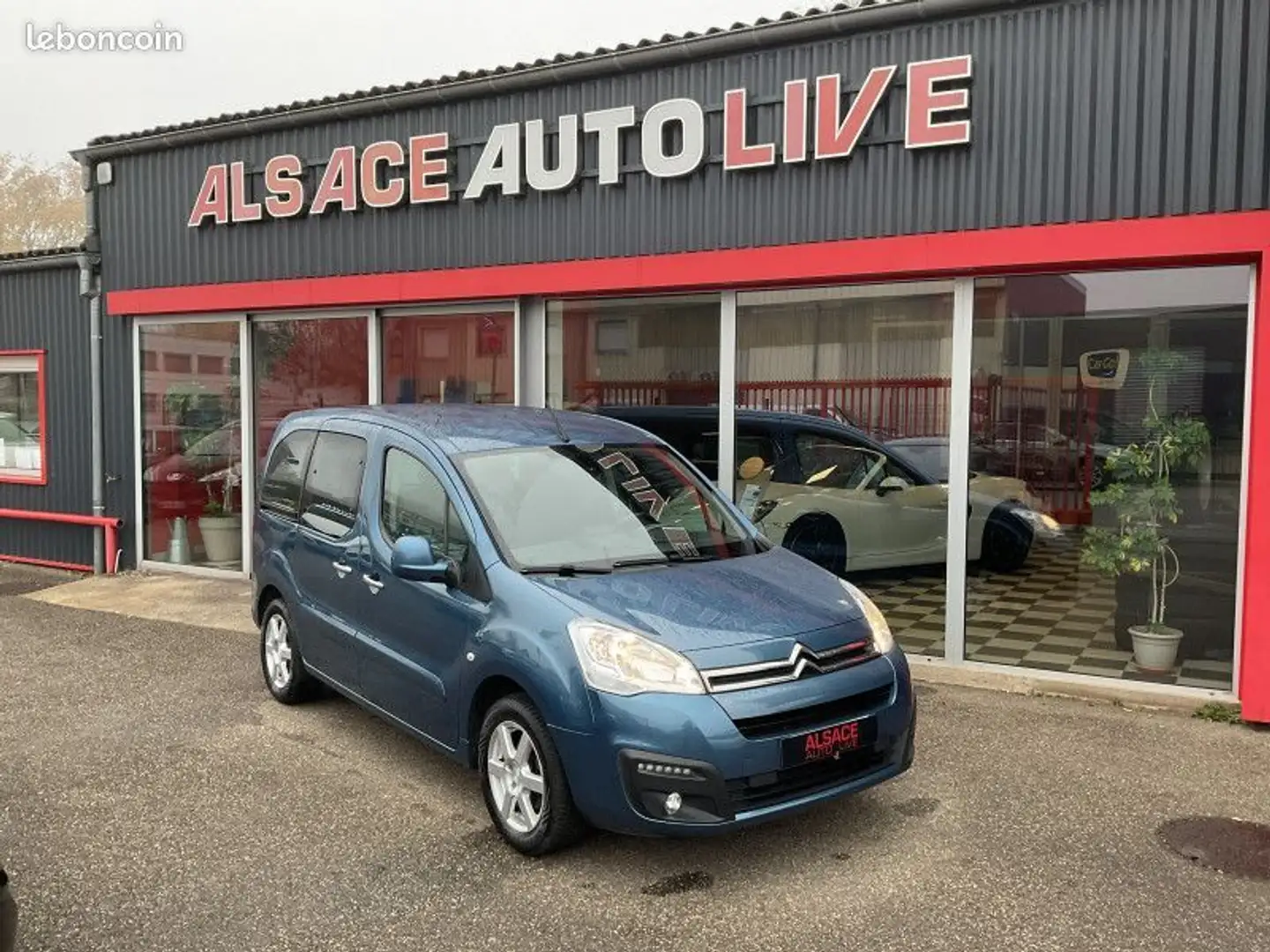 Citroen Berlingo BLUEHDI 100CH SHINE S&S Blauw - 1