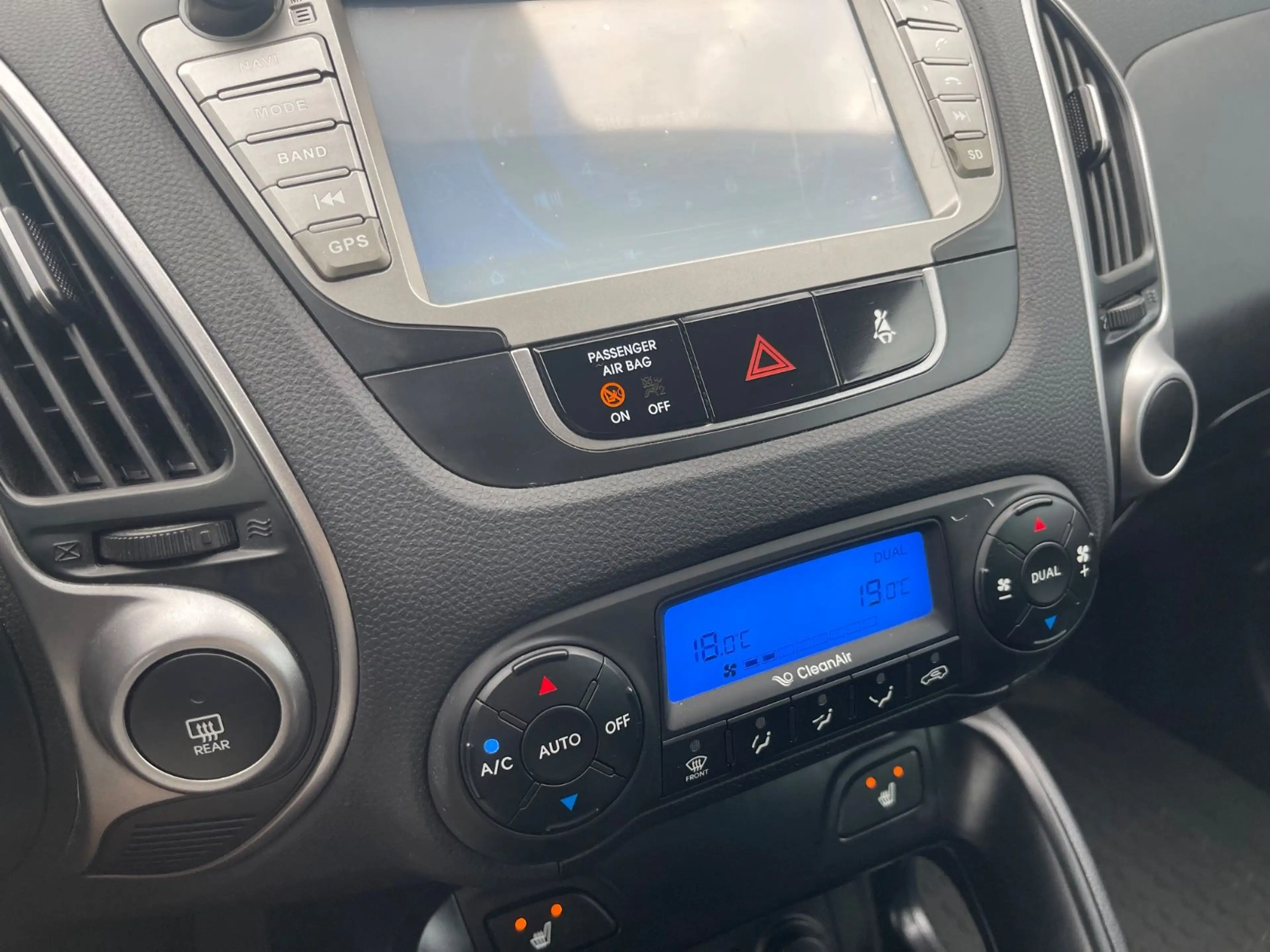 Hyundai iX35 Comfort 2WD/1 HD — photo 9
