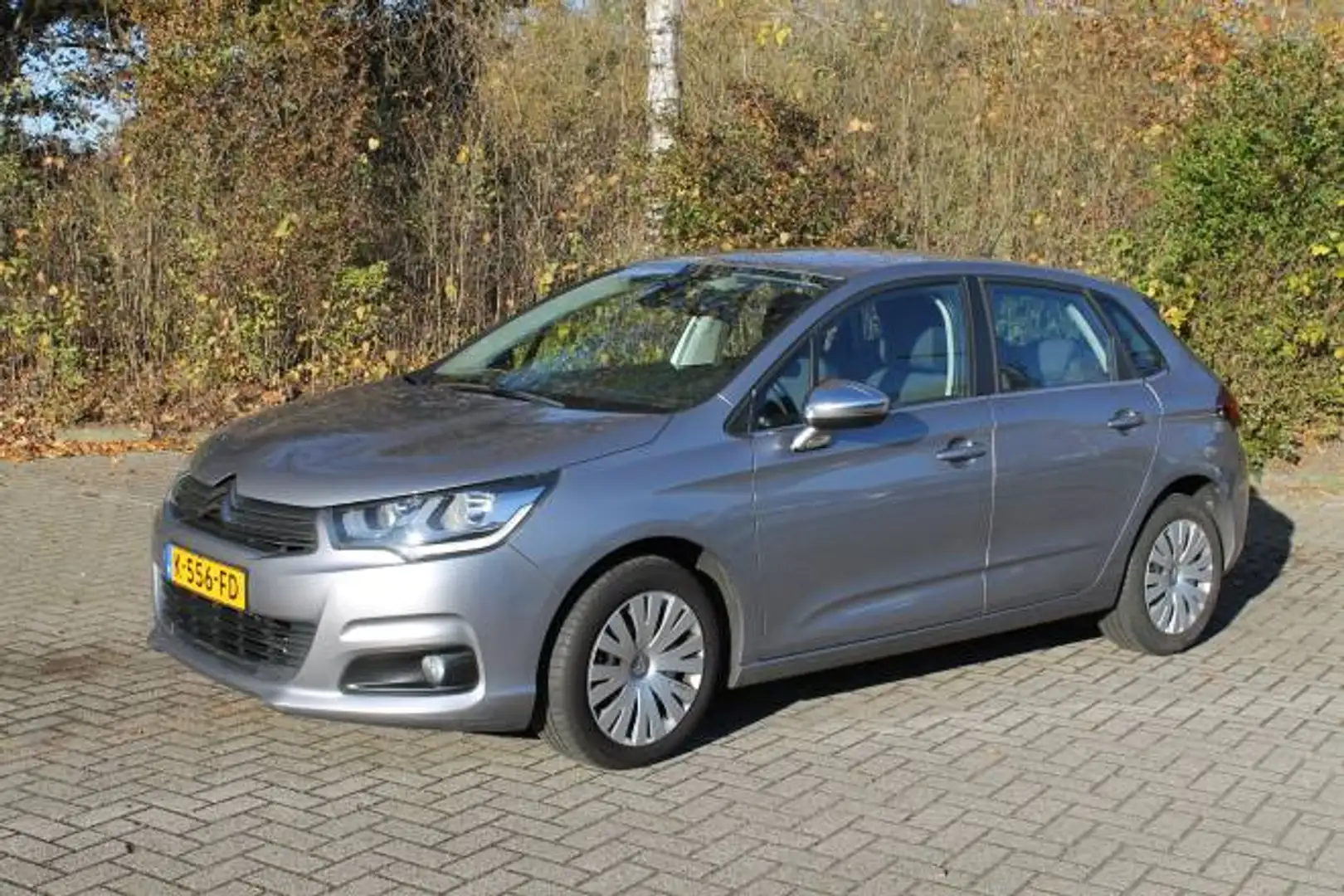 Citroen C4 1.2 e-THP 131pk Collection Gris - 2