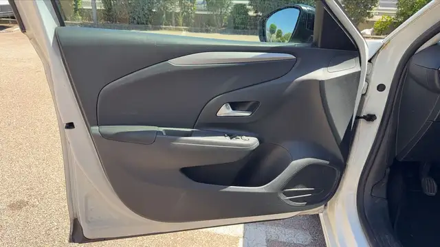Opel Corsa view 7