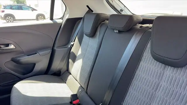 Opel Corsa view 9