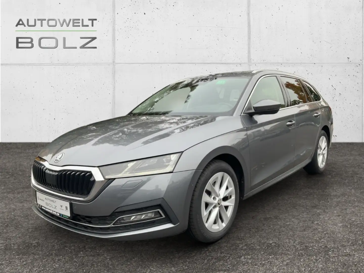 Skoda Octavia Combi Style 2.0 TDI HUD Navi Kamera DigiCock Klima Grau - 1