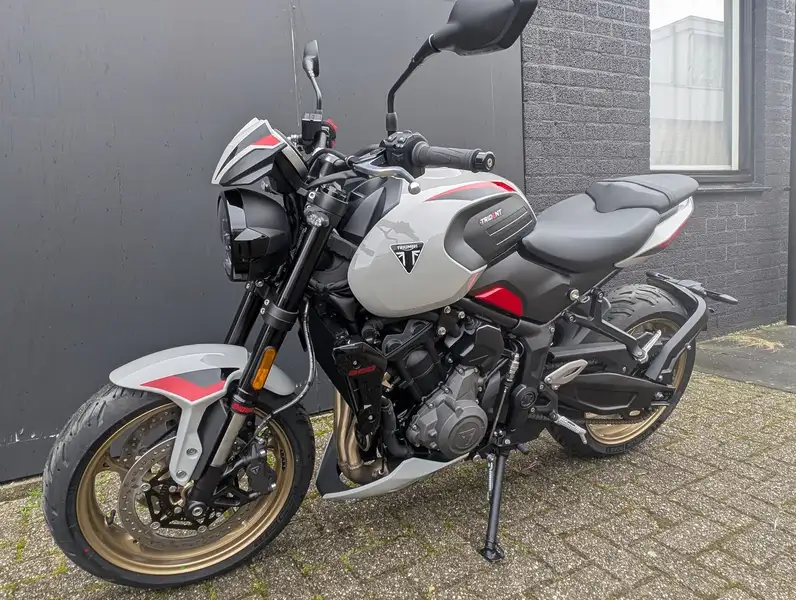 Triumph Trident 800 NEW - foto 4