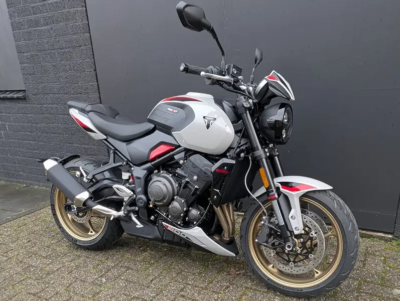 Triumph Trident 800 NEW - foto 8